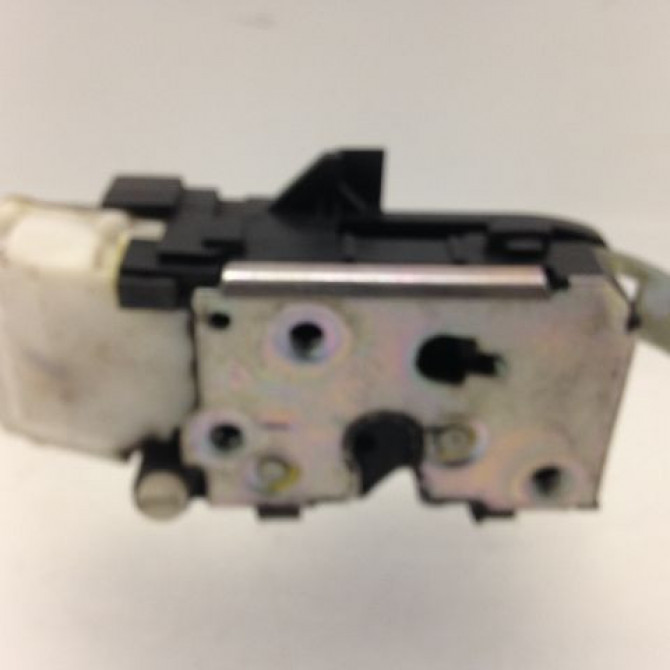 Serrure porte arg occasion ALFA ROMEO 147 Phase 1 09-2000->09-2004 46557035 4