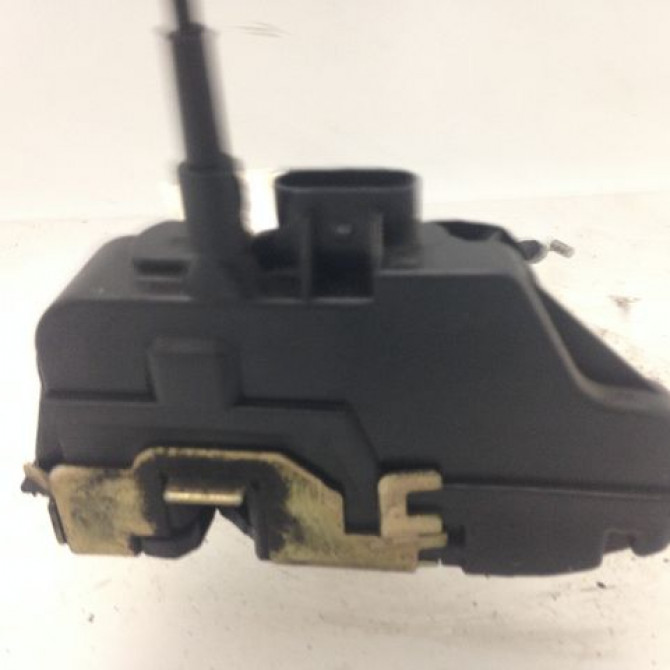 Serrure porte avd occasion RENAULT ESPACE IV Phase 1 09-2002->03-2006 2.2 DCI 8200017973 2