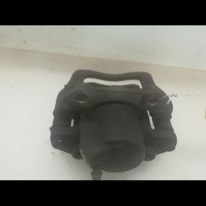 Etrier de frein avant droit occasion RENAULT SUPER 5 Phase 1 10-1984->12-1996 1.2i 54ch 7701202986 2