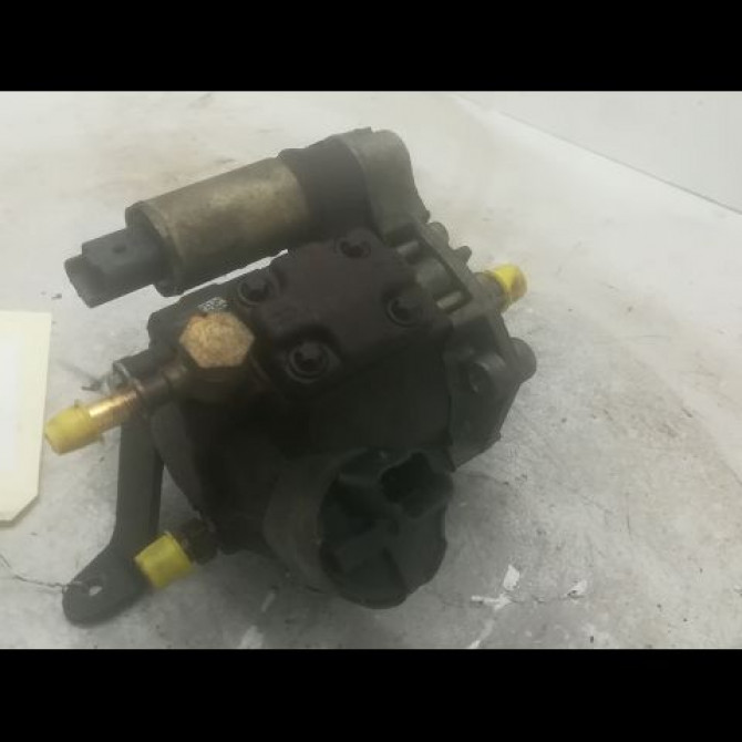 Pompe hp occasion FORD FIESTA V Phase 2 10-2005->10-2008 1.4 TDCI 2