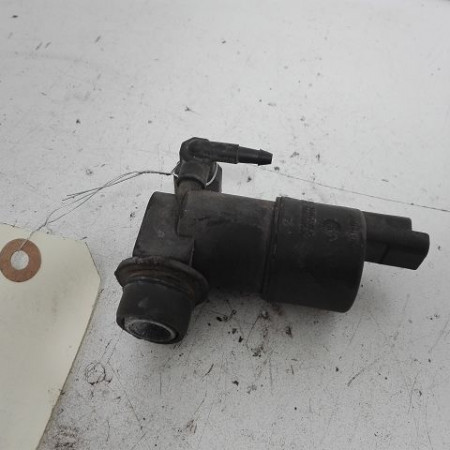 Pompe lave-glace avant occasion RENAULT 19 Phase 2 04-1992->04-1997 1.9 D 8201626365