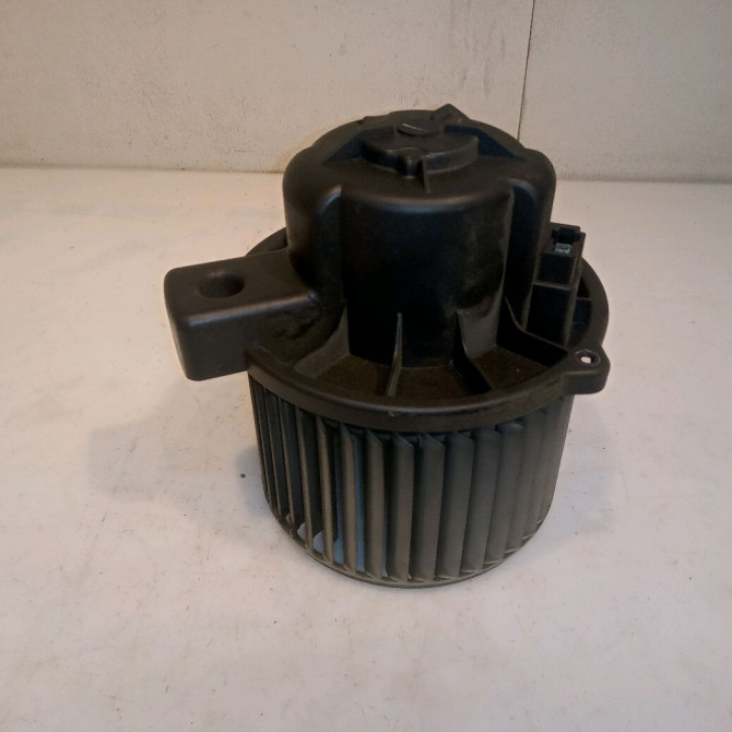 Ventilateur de chauffage occasion SMART SMART CITY/FORTWO I SMART CITY/FORTWO I Phase 2 2002-03-01->2006-12-31 61ch Q0004108V002000000 1