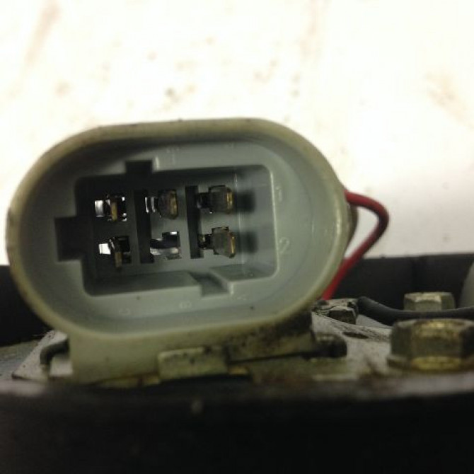 Moteur essuie-glace avant occasion RENAULT MEGANE I Phase 1 11-1995->03-1999 1.9 DTI 7701204818 3