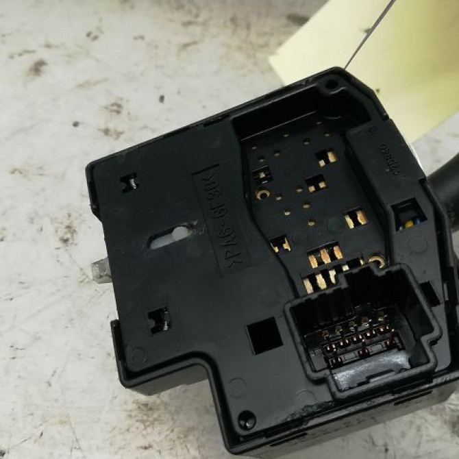 Commande clignotant occasion FORD CMAX I Phase 2 03-2007->09-2010 1.6 TDCI 16v 90ch 1362588 2