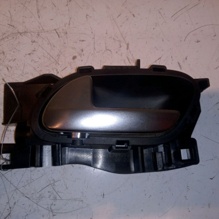 Poignee int porte arg occasion PEUGEOT 208 208 Phase 1 2012-03-01->2015-09-30 1.2 VTI 82ch
