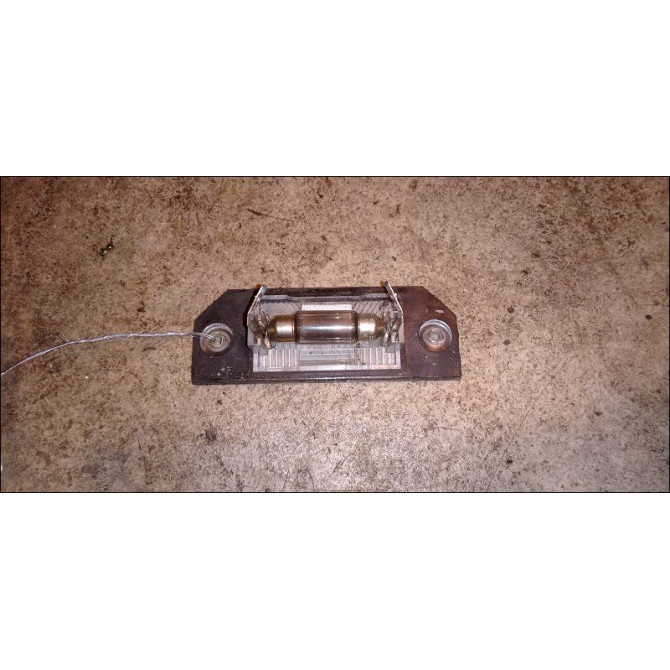Eclaireur plaque de police d occasion FORD CMAX I Phase 1 09-2003->03-2007 2.0 TDCI 135ch 4502331 2