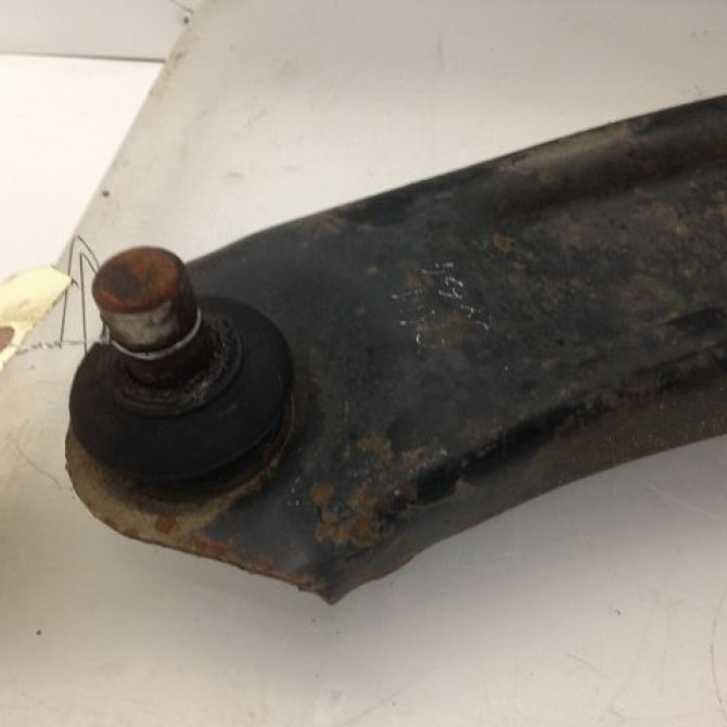 Triangle inf avg occasion SUZUKI SX4 I Phase 1 04-2006->03-2014 1.9 DDIS 4X4 4520254L20 2