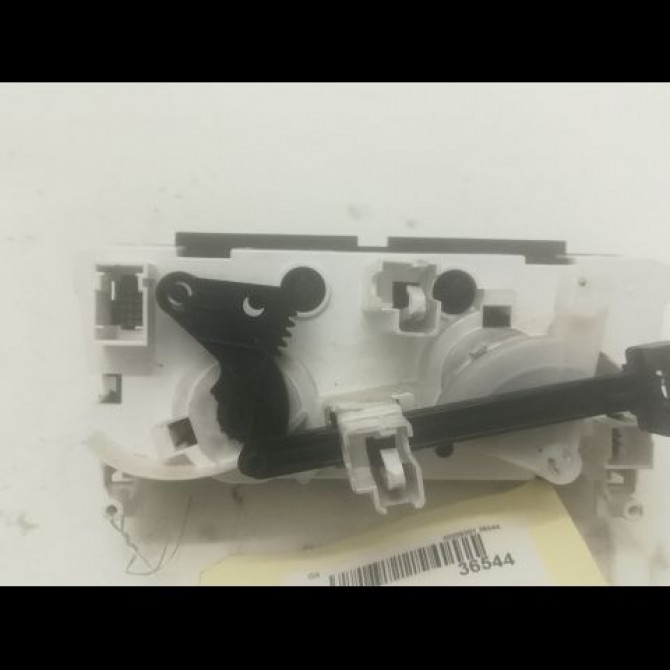 Commande de chauffage occasion CITROEN C3 PICASSO Phase 1 02-2009->08-2012 1.6 HDi 16v 90ch 6452N0 2