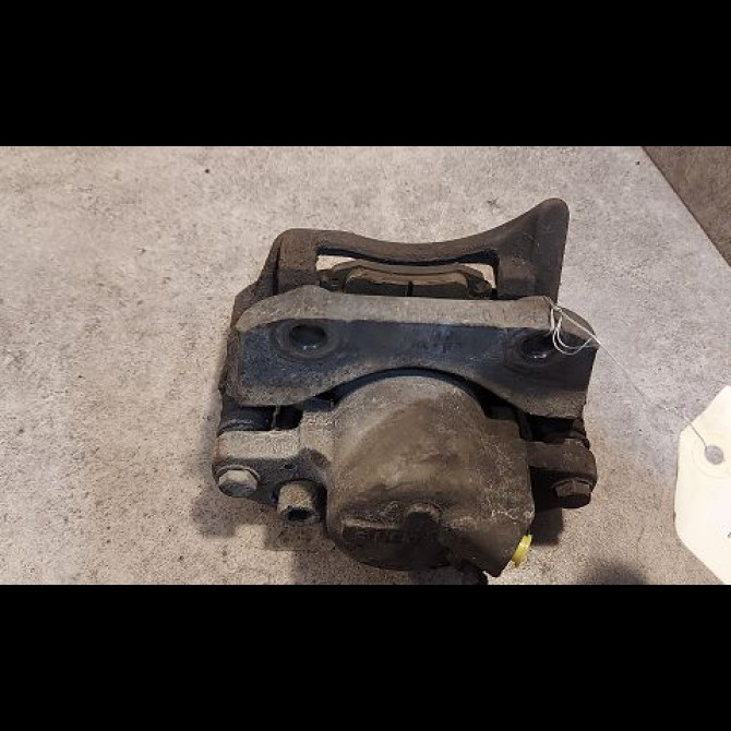 Etrier de frein avant gauche occasion RENAULT CLIO II Phase 2 06-2001->07-2006 1.5 DCI 65ch 7701207958 2