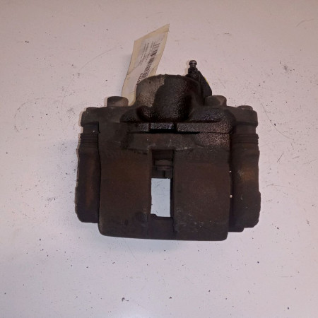 Etrier de frein avant gauche occasion RENAULT CLIO II Phase 2 06-2001->07-2006 1.2 16v 7701207958