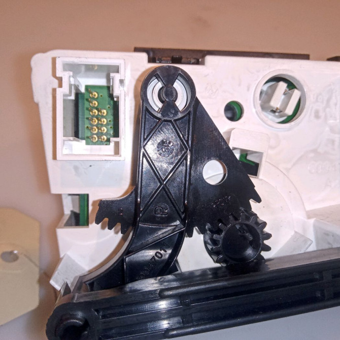 Commande de chauffage occasion CITROEN C3 PICASSO Phase 2 09-2012->... 1.4 VTI 95ch 6452N0 3