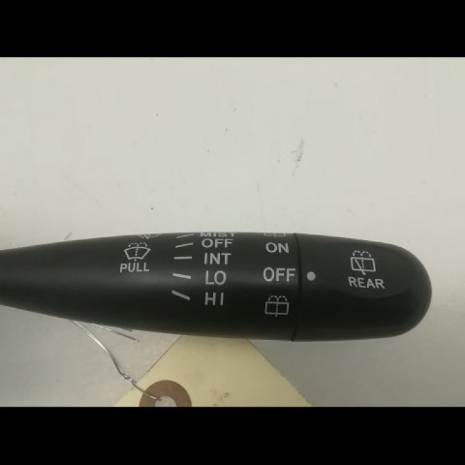 Commande essuie glace occasion TOYOTA YARIS I Phase 1 04-1999->03-2003 1.0 846520D010 2