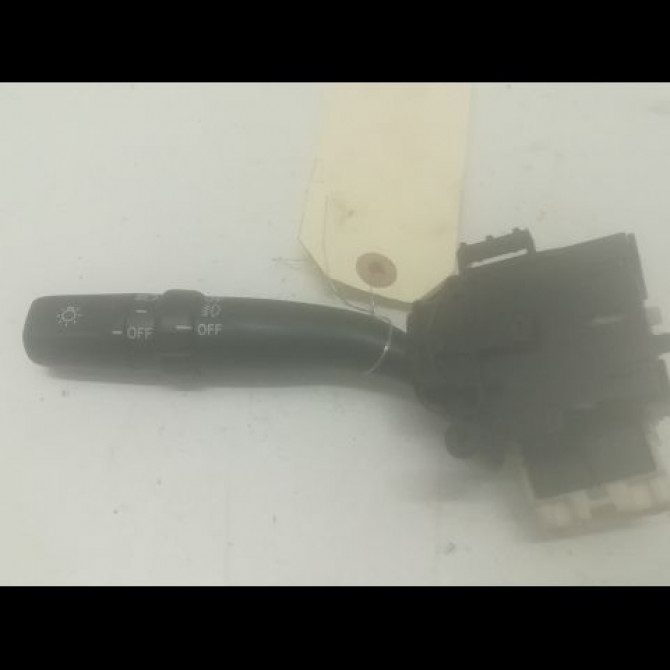 Commande clignotant occasion TOYOTA COROLLA VERSO II phase 2 06-2007->05-2009 2.2D 136ch 8414005110 1