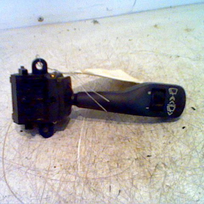 Commande essuie glace occasion B.M.W. SERIE 5 IV Phase 1 12-1995->07-2000 525 TDS 61318363669 1