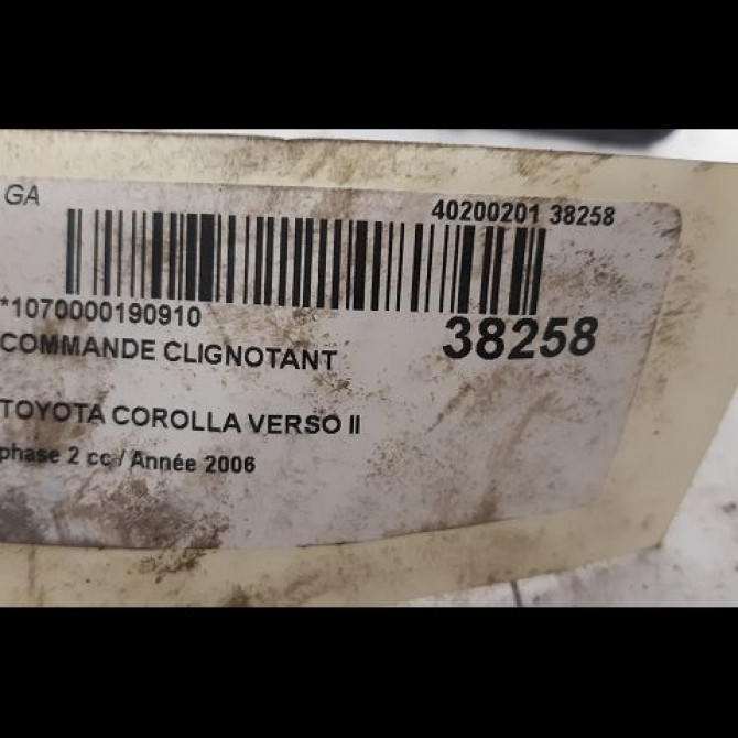 Commande clignotant occasion TOYOTA COROLLA VERSO II phase 2 06-2007->05-2009 2.2D 136ch 8414005110 3