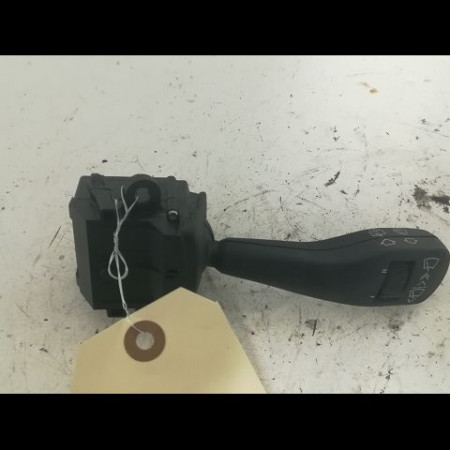 Commande essuie glace occasion B.M.W. X3 I Phase 1 01-2004->08-2006 2.0d 61318363669