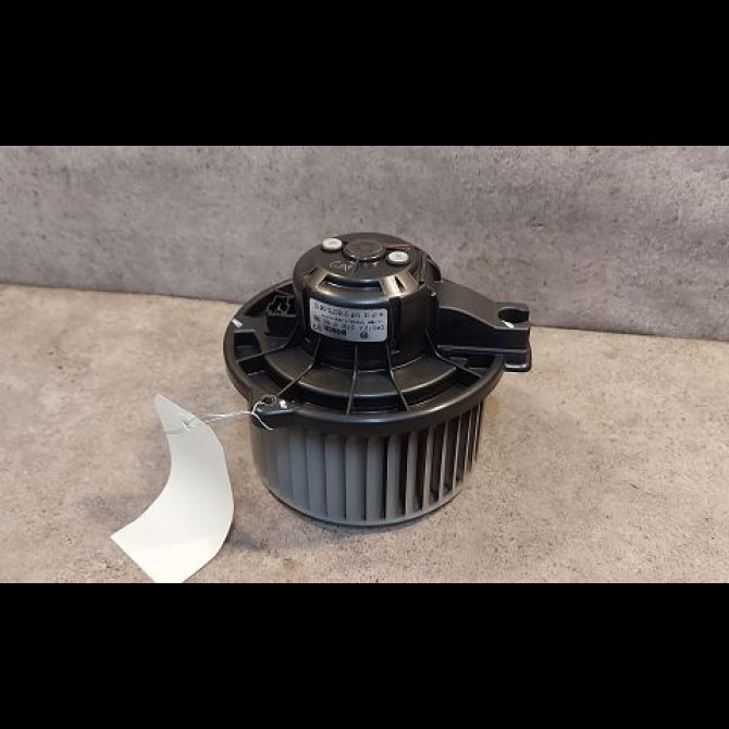 Ventilateur de chauffage occasion TOYOTA COROLLA X Phase 1 01-2002->07-2004 8710302080 1