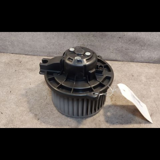 Ventilateur de chauffage occasion TOYOTA COROLLA IX phase 2 07-2004->08-2007 1.4 D 90ch 8710302080 1