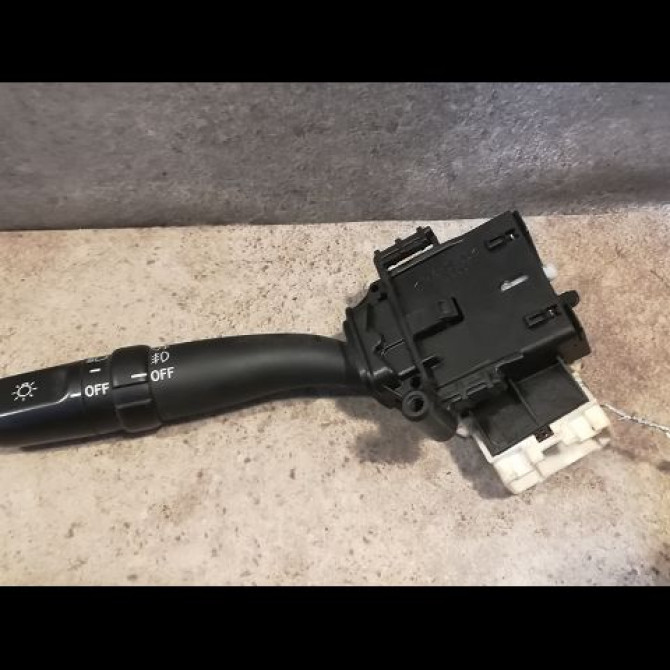 Commande clignotant occasion TOYOTA COROLLA VERSO II phase 2 06-2007->05-2009 2.2D 136ch 8414005110 1