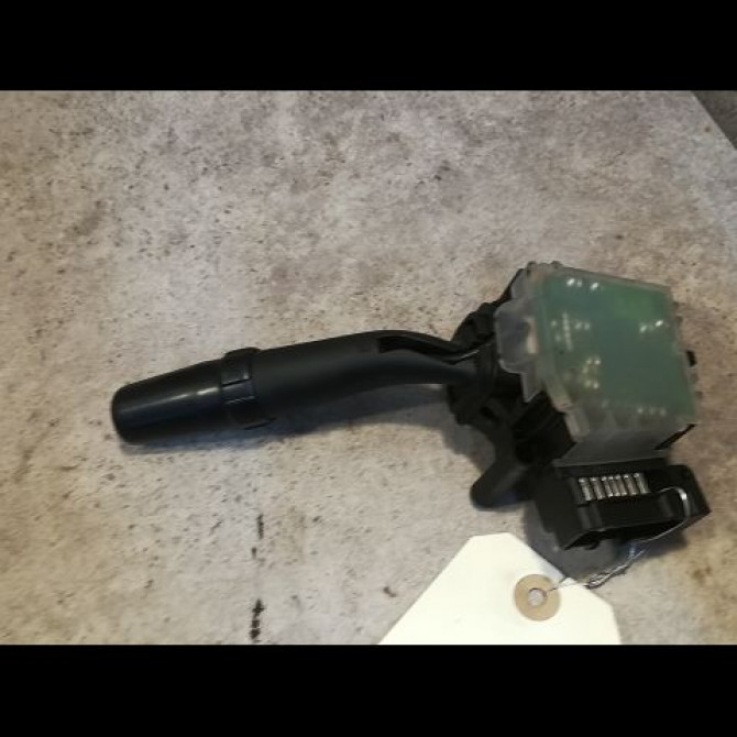 Commande essuie glace occasion TOYOTA COROLLA VERSO II phase 2 06-2007->05-2009 2.2D 136ch 8465205170 2