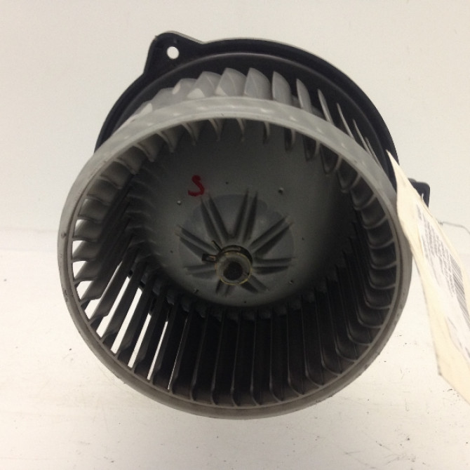 Ventilateur de chauffage occasion TOYOTA YARIS I Phase 2 03-2003->12-2005 871030D020 3
