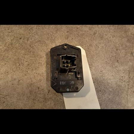 Resistance de chauffage occasion TOYOTA YARIS VERSO Phase 1 11-1999->03-2003 1.3 8713852010