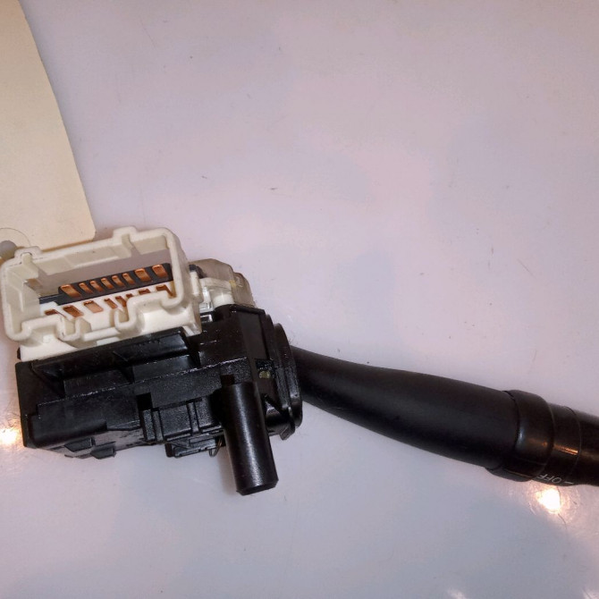 Commande clignotant occasion TOYOTA COROLLA VERSO II Phase 1 05-2004->06-2007 136 D-4D 8414005110 3