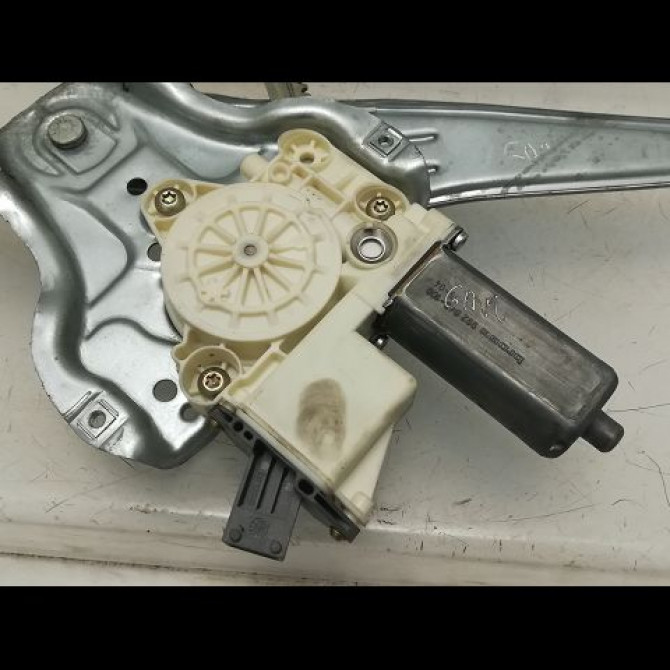 Mecanisme+moteur leve-glace ard occasion TOYOTA AVENSIS II phase 1 05-2003->08-2006 6983005100 2