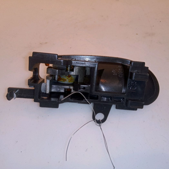 Poignee int porte arg occasion TOYOTA YARIS I Phase 1 04-1999->03-2003 692060D030B2 2