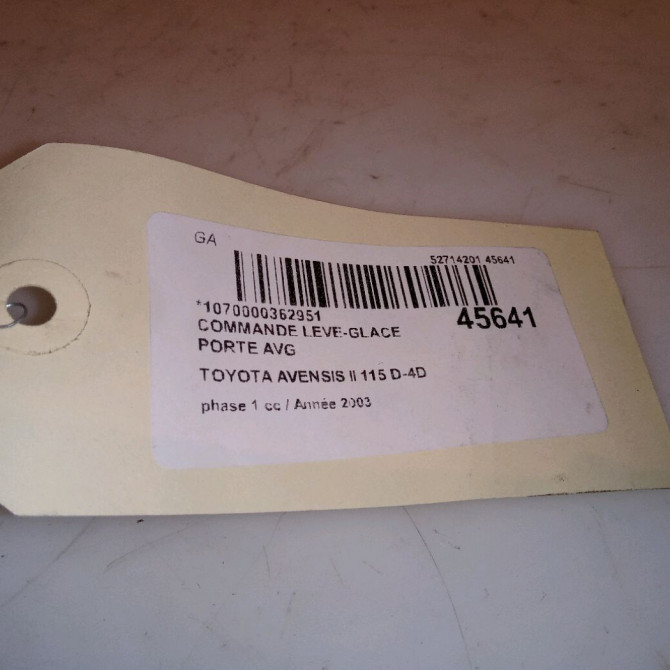 Commande lève-glace porte avant gauche occasion TOYOTA AVENSIS II phase 1 05-2003->08-2006 115 D-4D 8482005100 4