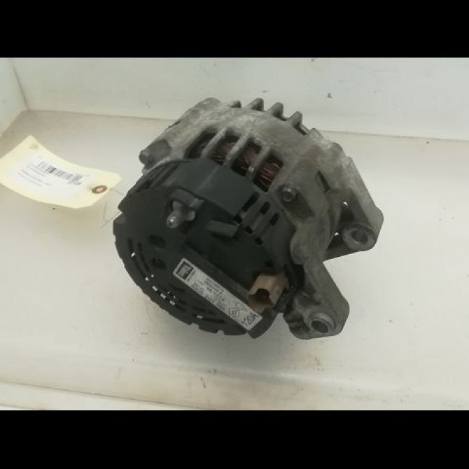 Alternateur occasion RENAULT SCENIC I Phase 2 08-1999->06-2003 1.9dCi Pack Clim 8200205612 2