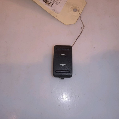 Commande leve-glace porte arrière droite occasion FORD FOCUS II Phase 1 09-2004->12-2007 2.0 TDCI 16v 135ch