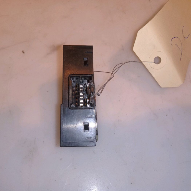 Bouton de warning occasion SUZUKI SX4 I Phase 1 04-2006->03-2014 1.6 DDIS 90ch 3743055L01P4Z 2