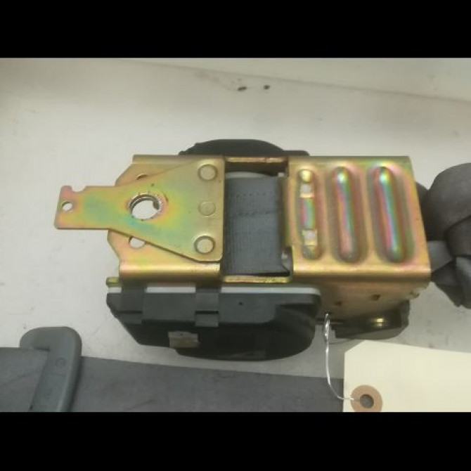 Ceinture arrière droite occasion PEUGEOT 806 Phase 1 06-1994->12-2001 2.1 12v 8973FN 3