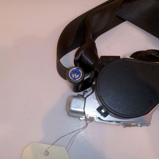 Ceinture avant gauche occasion PEUGEOT 308 I Phase 1 09-2007->03-2011 1.6 HDI 16v 110ch 8975J7 2