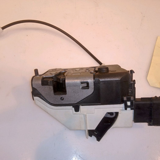 Serrure porte avd occasion PEUGEOT 308 I Phase 1 09-2007->03-2011 1.6 HDI 16v 110ch 9800615880 2