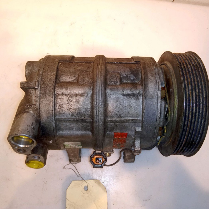 Compresseur air conditionne occasion NISSAN TERRANO I 92600VB800 4