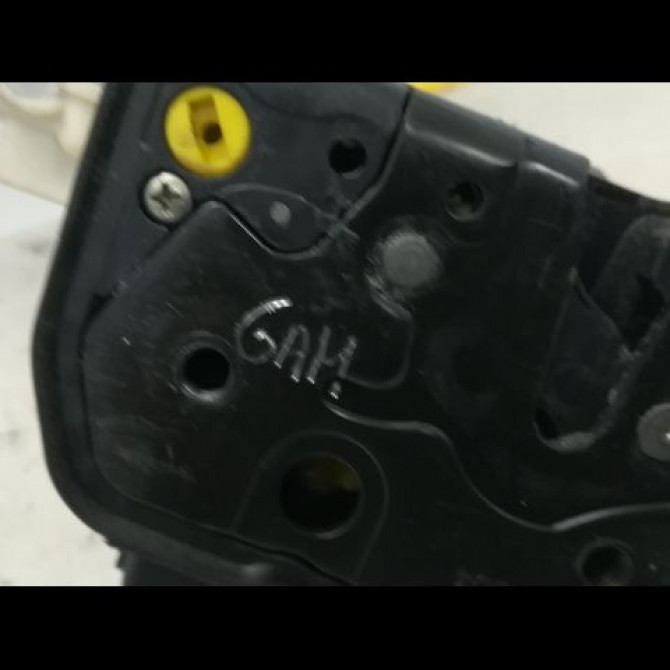 Serrure porte arg occasion AUDI A4 II Phase 2 09-2004->04-2008 2.0 TDi 140ch 8E0839015C 3