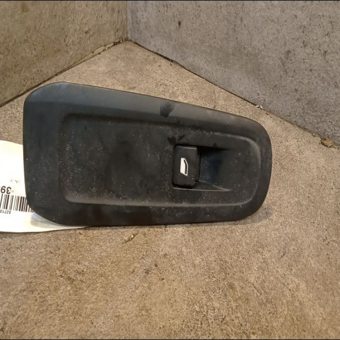 Commande lève-glace porte avant droite occasion PEUGEOT 308 II 308 II Phase 2 2017-04-01-> 1.2i PureTech 130ch 96762292ZD 1