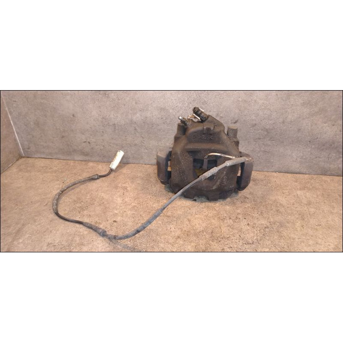 Etrier de frein avant gauche occasion B.M.W. X1 I Phase 1 07-2009->05-2012 34116778145 1