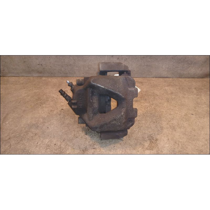 Etrier de frein avant droit occasion B.M.W. X1 I Phase 1 07-2009->05-2012 34116778146 1