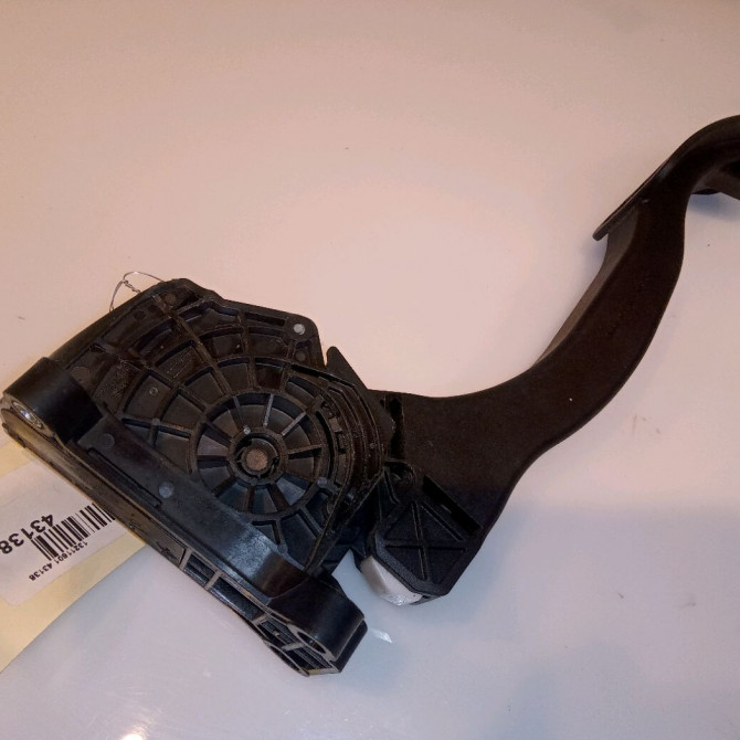 Potentiometre accelerateur occasion CITROEN C4 GRAND PICASSO II Phase 1 04-2013->... 1.6 e-HDi 115ch 2