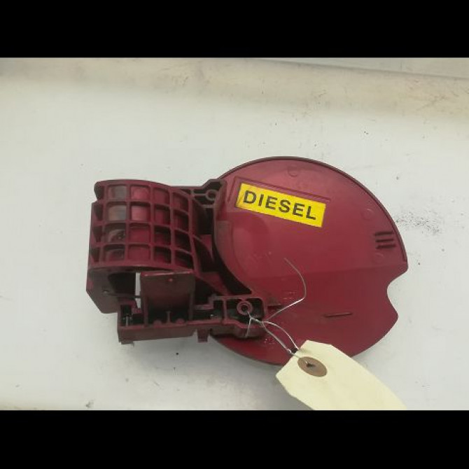 Volet de trappe carburant occasion PEUGEOT 307 Phase 2 06-2005->03-2008 2.0 HDI 16v 136ch 1517A5 2