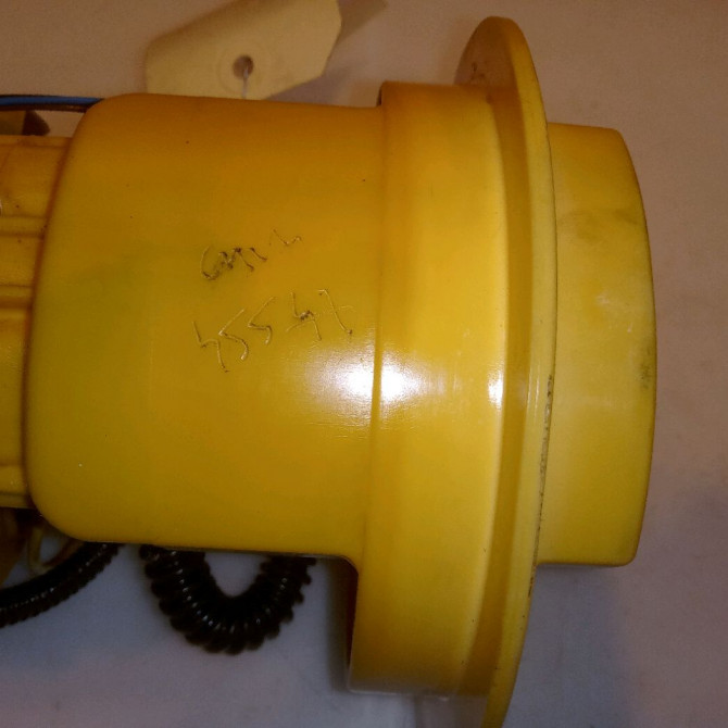 Jauge a carburant occasion VOLKSWAGEN GOLF V Phase 1 11-2003->10-2008 1.9 TDI 90ch 1K0919673K 3