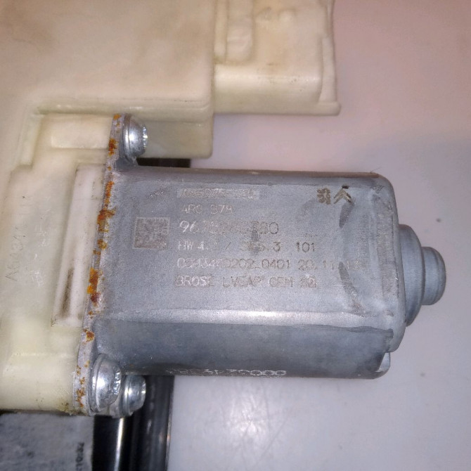 Mecanisme+moteur leve-glace arg occasion CITROEN C4 GRAND PICASSO II Phase 1 04-2013->... 1.6 e-HDi 115ch 9826076580 3