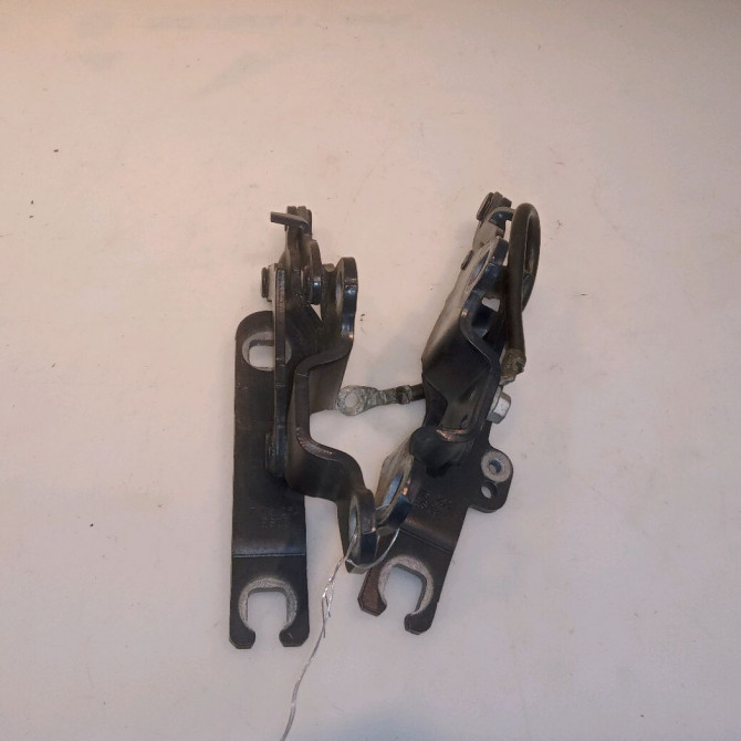 Compas d capot occasion B.M.W. SERIE 3 V 41617210678 1