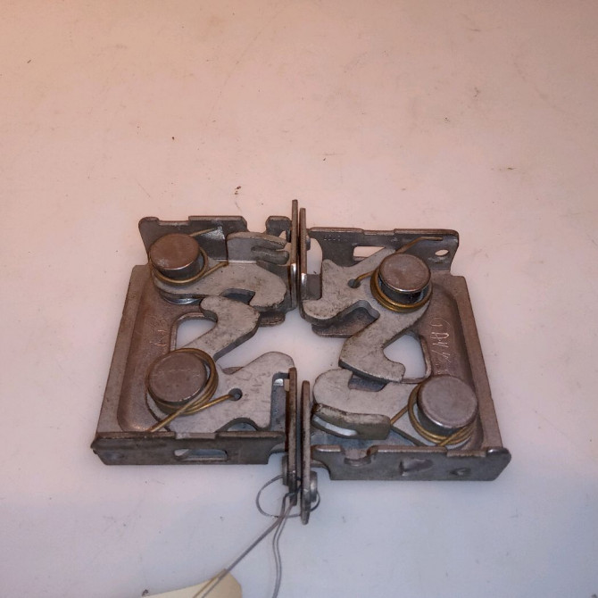 Serrure capot occasion B.M.W. SERIE 3 V 51237008755 1