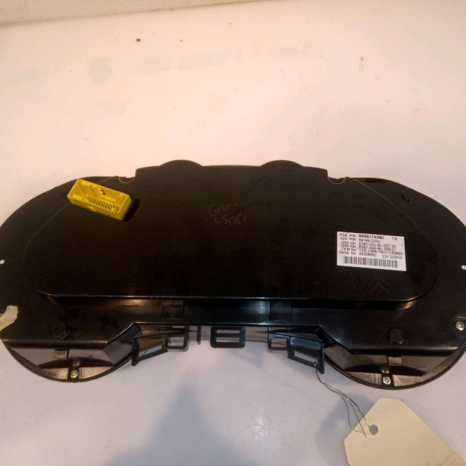 Compteur occasion PEUGEOT 5008 I Phase 1 11-2009->12-2013 2.0 HDI 150ch 9810462780 2