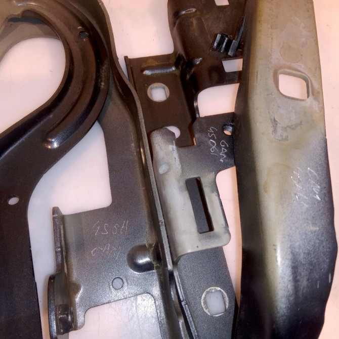 Compas d capot occasion PEUGEOT 5008 I Phase 1 11-2009->12-2013 2.0 HDI 150ch 791348 3