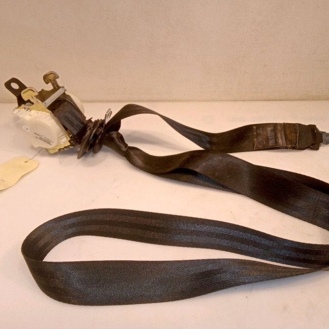 Ceinture centrale arriere occasion PEUGEOT 5008 I Phase 1 11-2009->12-2013 2.0 HDI 150ch 8975SJ 1